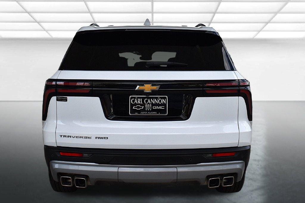 Used 2025 Chevrolet Traverse LT AWD/4WD image 10