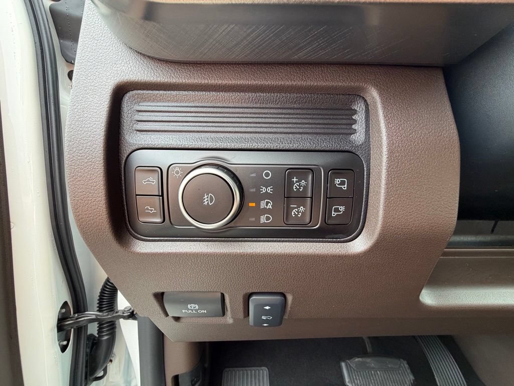 Used 2026 Ford F250 King Ranch AWD/4WD image 4