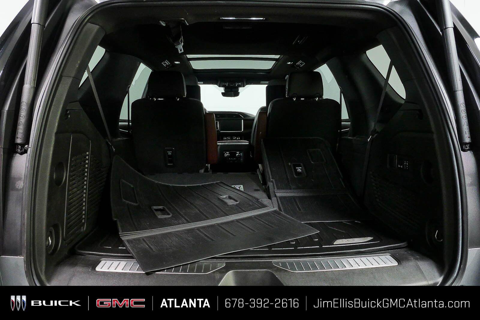 Certified 2023 GMC Yukon Denali Ultimate w/ LPO, Floor Liner Package AWD/4WD image 33