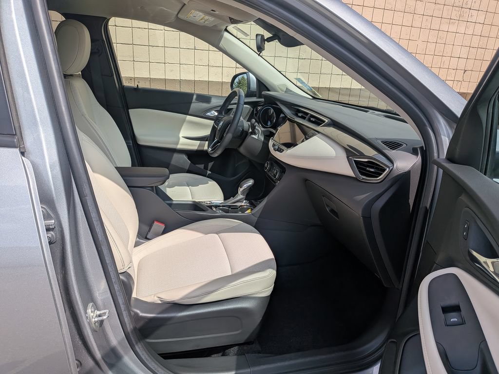 Used 2023 Buick Encore GX Preferred w/ Cold Weather Comfort Package FWD image 35