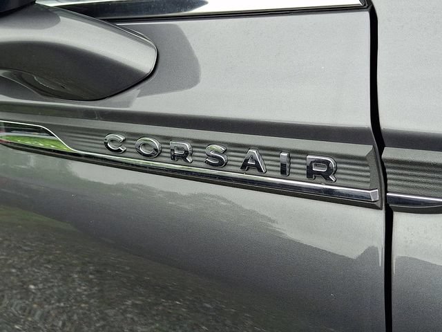 Used 2022 Lincoln Corsair AWD w/ Premium Package image 16
