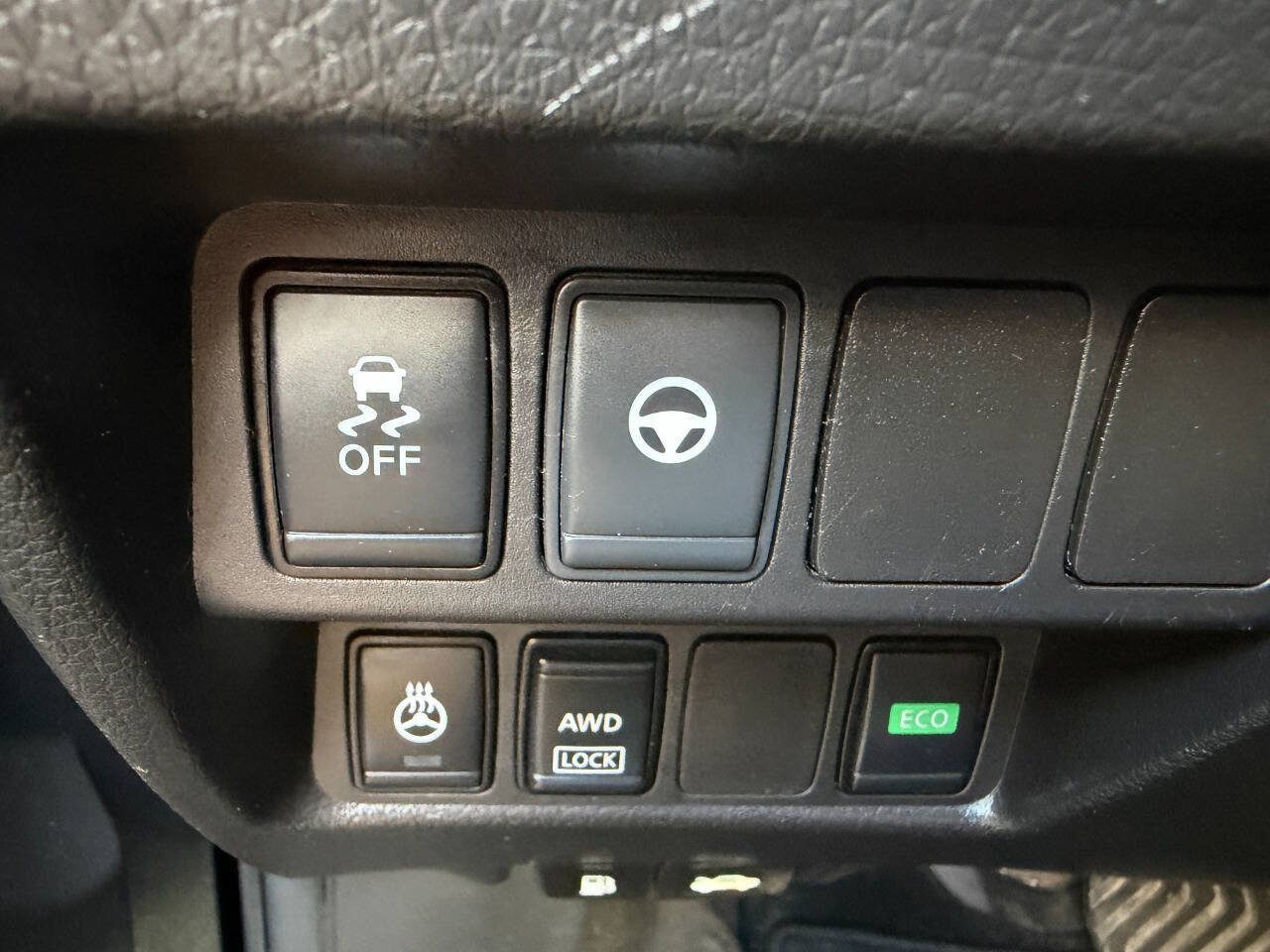 Used 2019 Nissan Rogue Sport SV w/ Technology Package AWD/4WD image 15