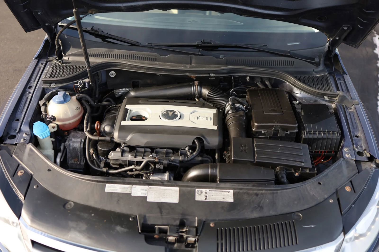 Used 2013 Volkswagen CC R-Line image 60