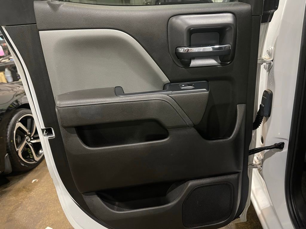 Used 2017 Chevrolet Silverado 1500 Custom w/ Custom Convenience Package image 19