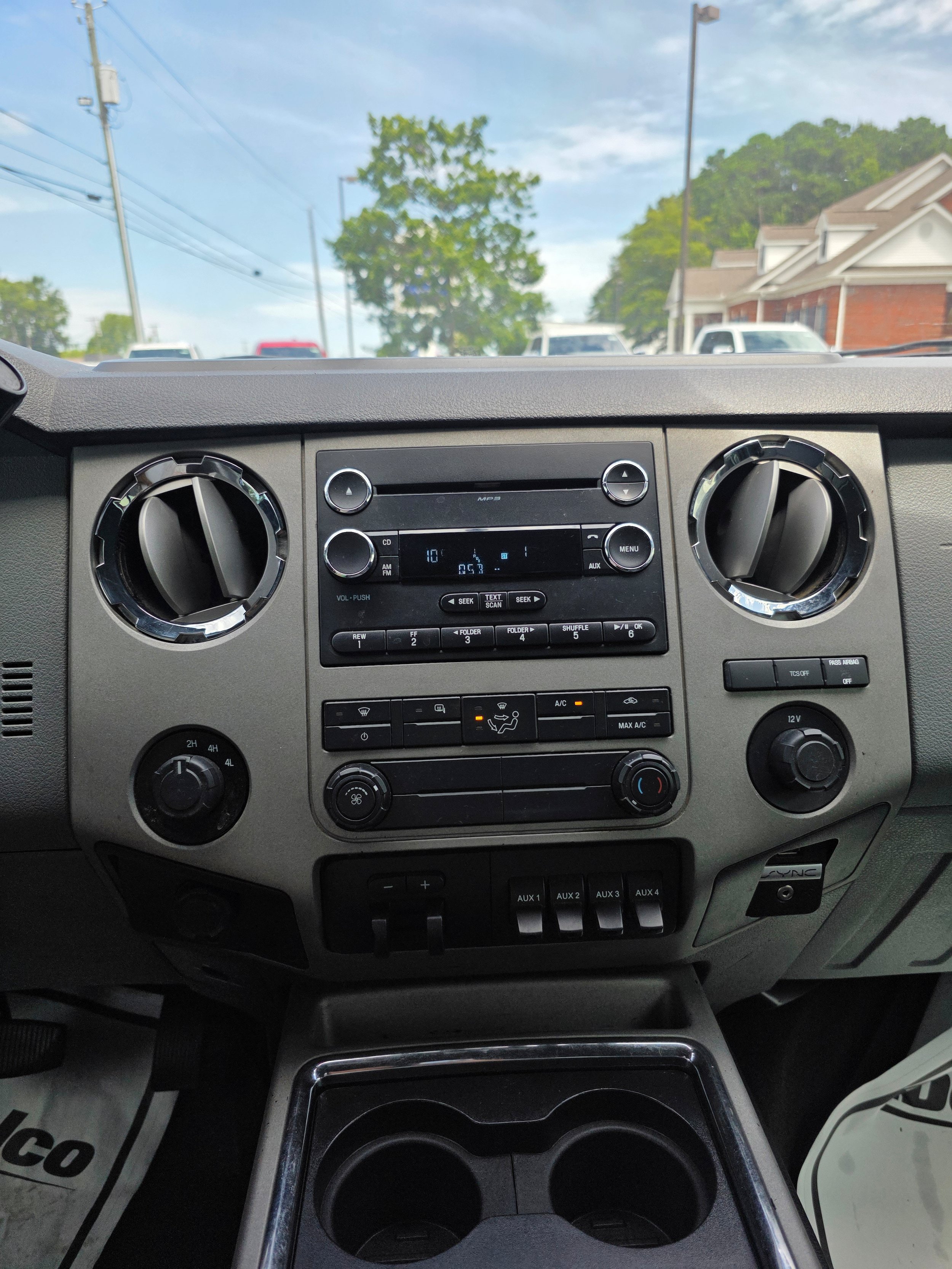 Used 2015 Ford F350 XLT w/ XLT Interior Package AWD/4WD image 11