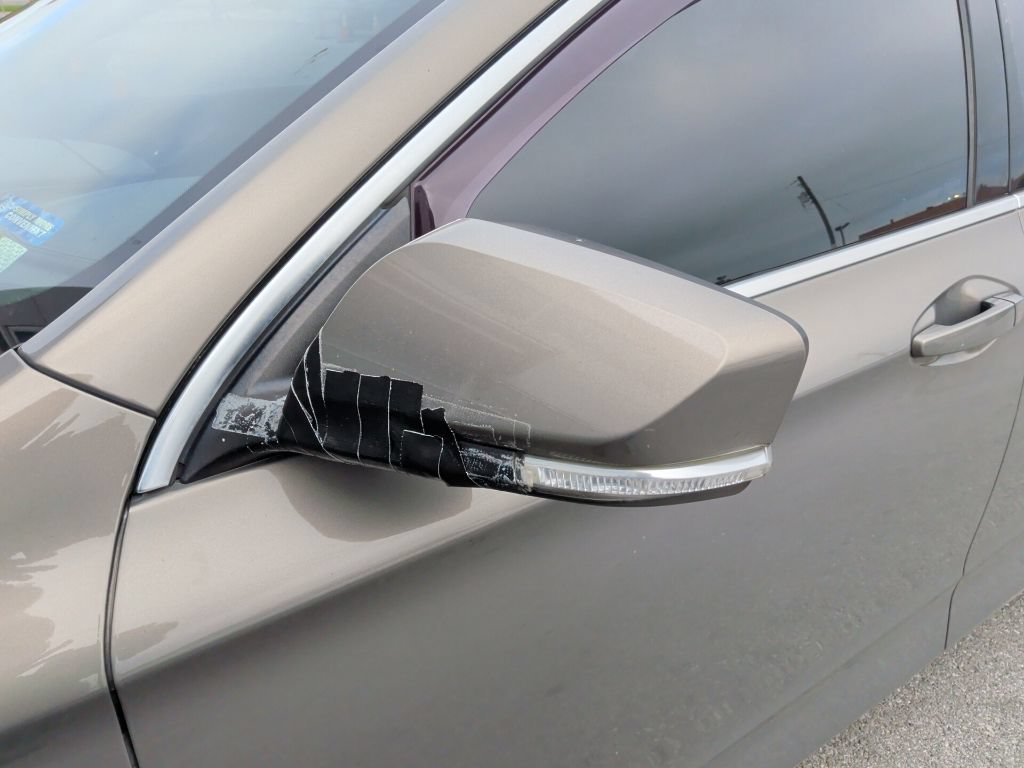 Used 2017 Chevrolet Impala LT FWD image 9