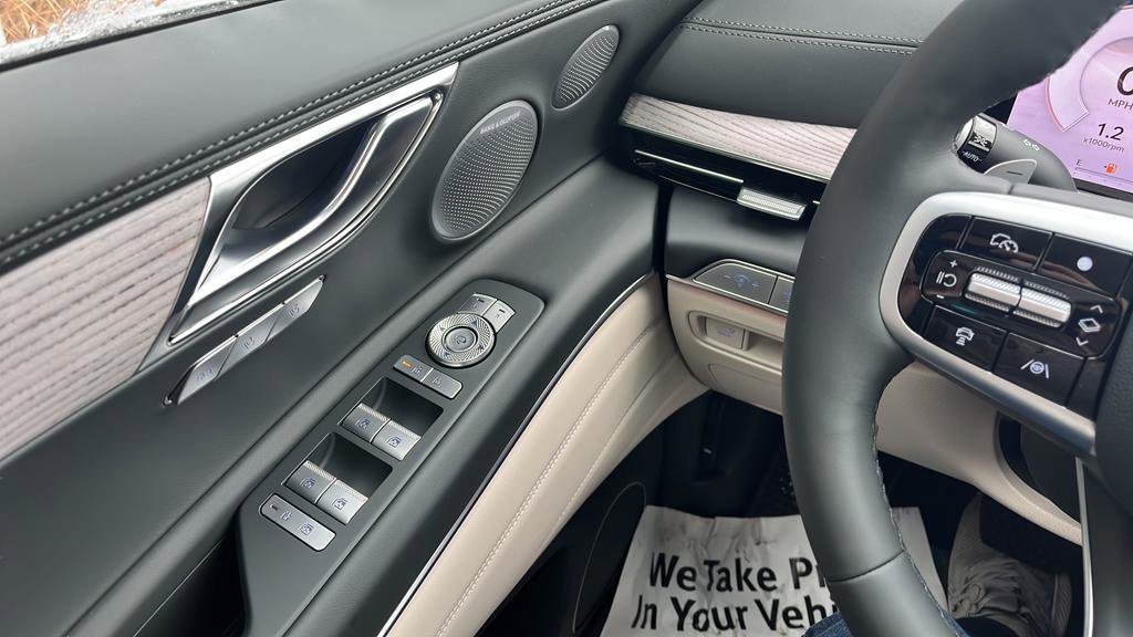 New 2026 Genesis GV80 2.5T Advanced image 16