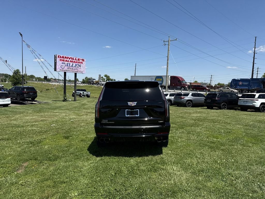 Used 2025 Cadillac Escalade V w/ LPO, Floor Liner Package AWD/4WD image 19