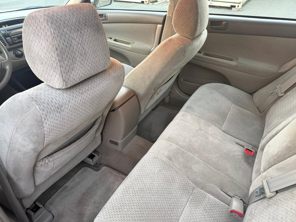 Used 2004 Toyota Camry FWD image 29