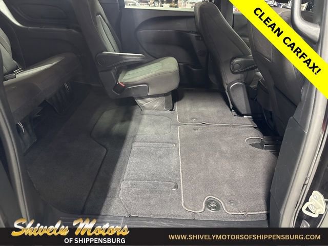 Used 2024 Chrysler Pacifica Touring image 38