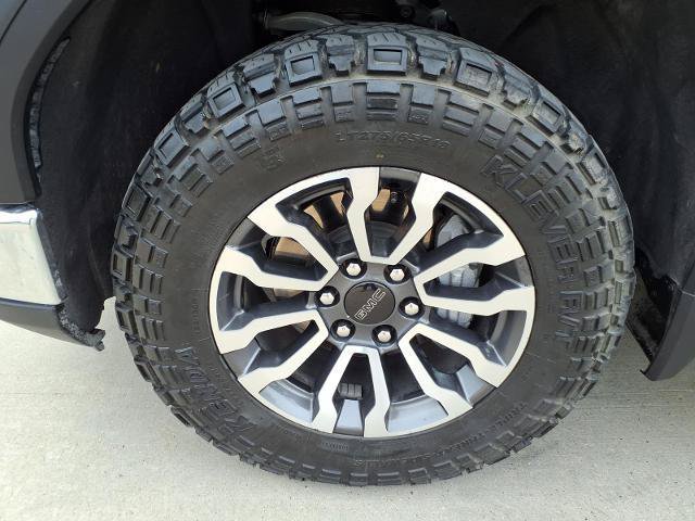 Used 2025 GMC Sierra 1500 SLT w/ SLT Premium Plus Package AWD/4WD image 21