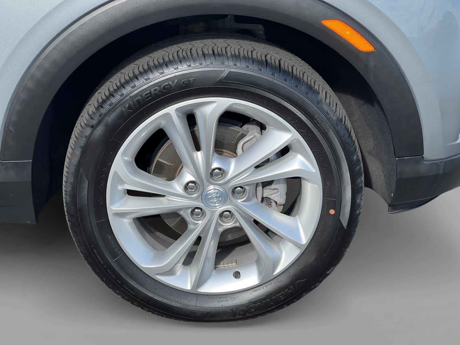 Certified 2023 Buick Encore GX Preferred w/ Cold Weather Comfort Package AWD/4WD image 19