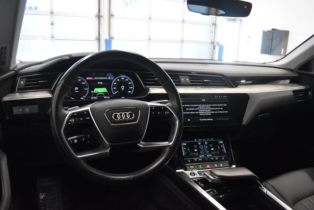 Used 2021 Audi e-tron Premium w/ Convenience Plus Package AWD/4WD image 22