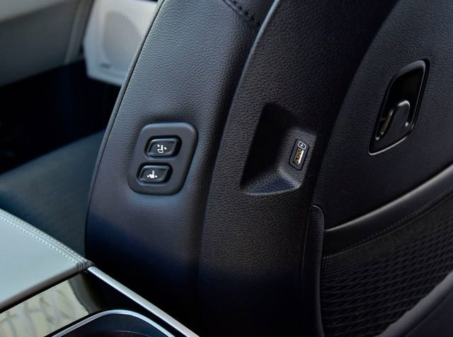 Certified 2024 Kia Carnival SX Prestige image 19