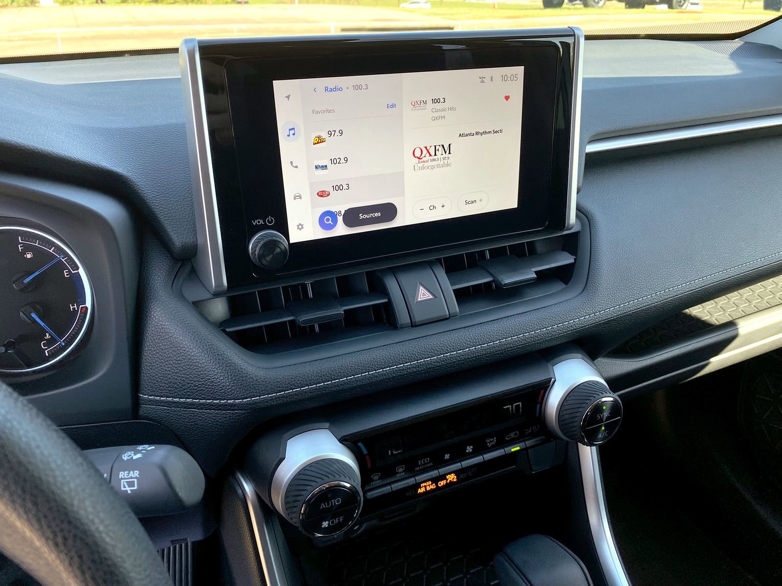 Used 2025 Toyota RAV4 LE image 14