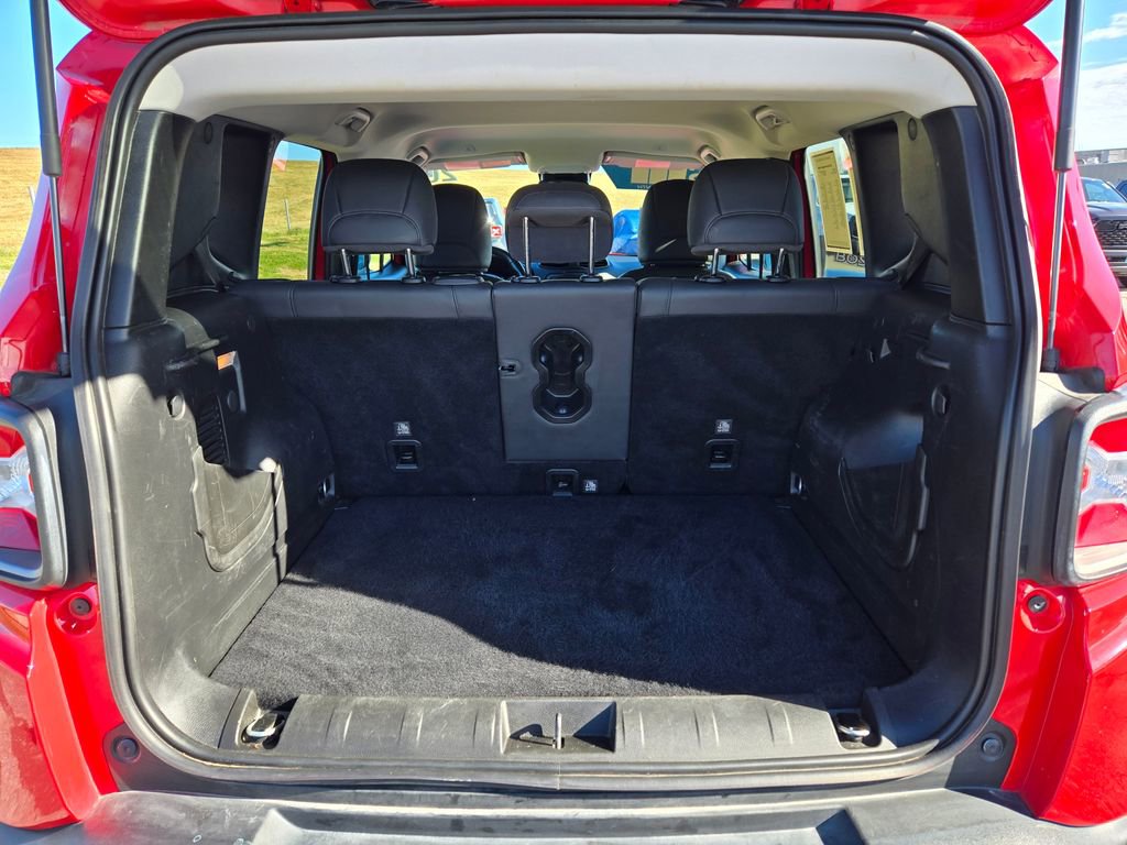 Used 2020 Jeep Renegade Limited image 30