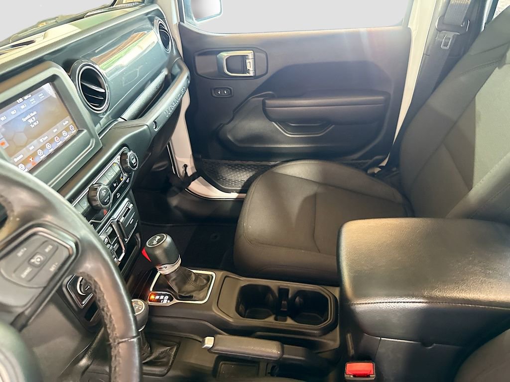Used 2023 Jeep Wrangler Unlimited Sport AWD/4WD image 26