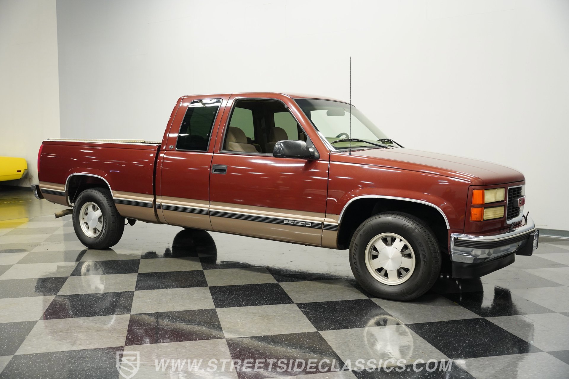 Used 1998 GMC Sierra 1500 2WD Extended Cab w/ Imagemax Pkg image 15