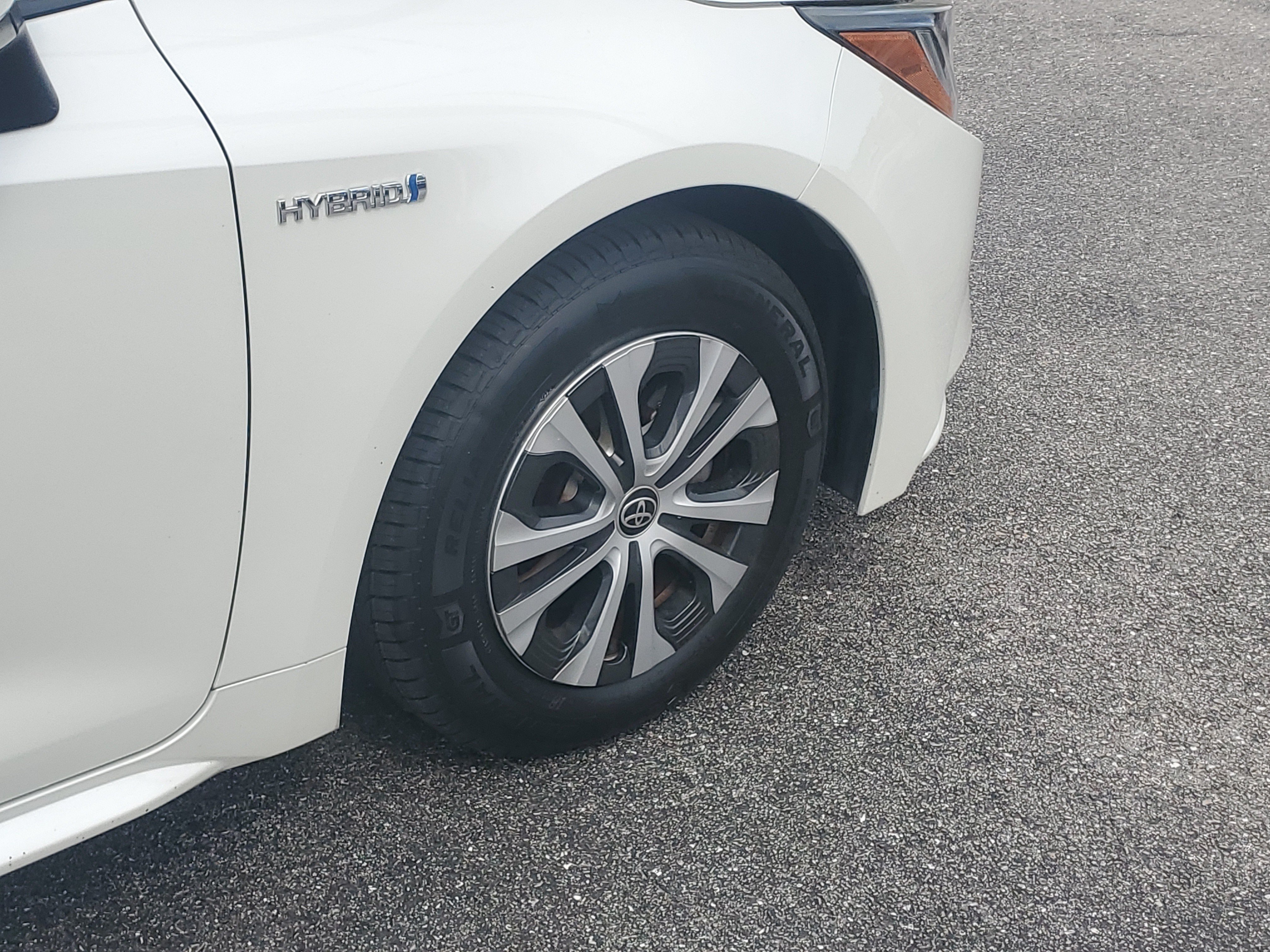 Certified 2021 Toyota Corolla LE FWD image 7