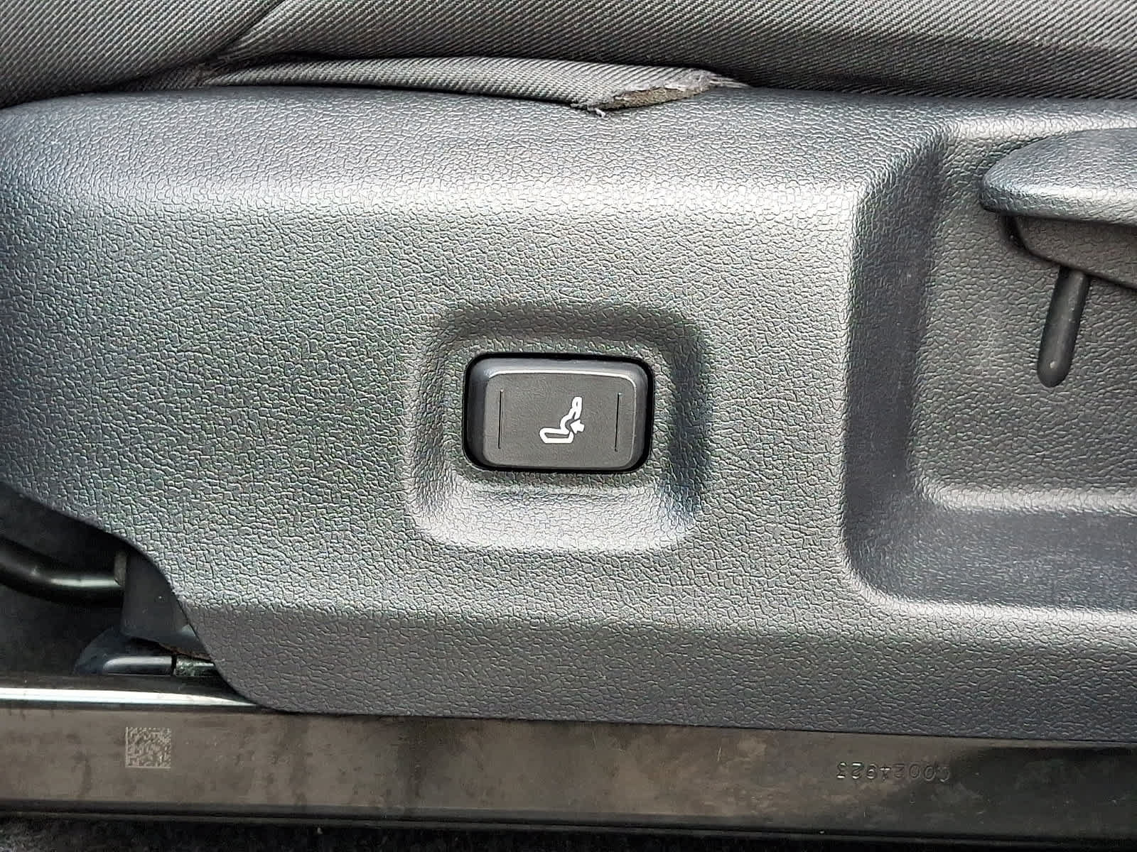 Used 2024 Toyota Tacoma TRD Off-Road AWD/4WD image 17