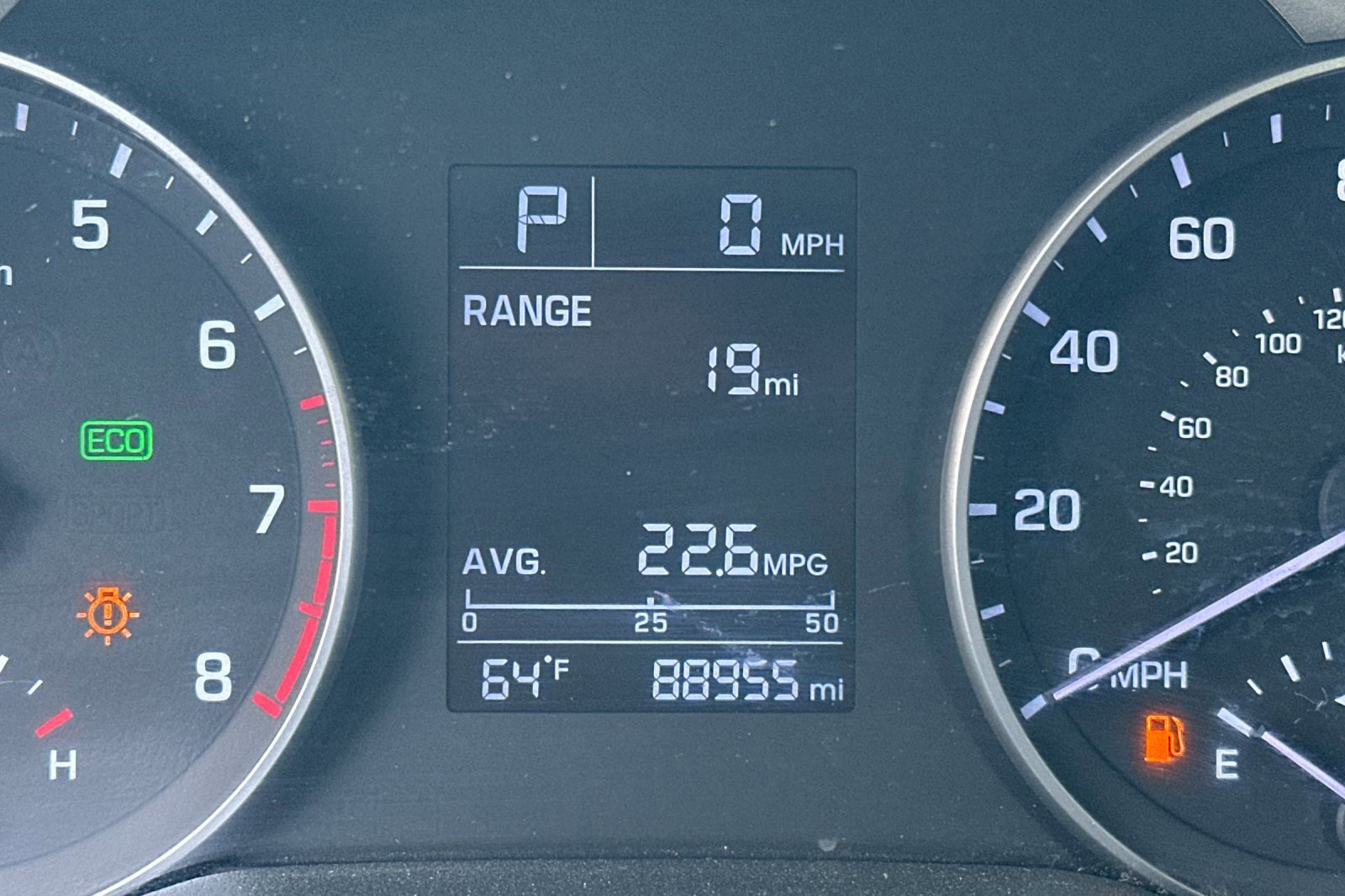 Used 2017 Hyundai Elantra SE image 21