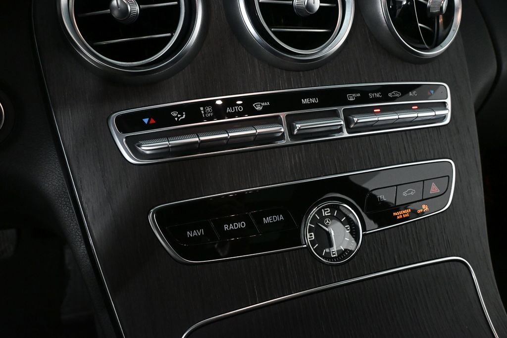 Certified 2019 Mercedes-Benz C 300 4MATIC Sedan image 17