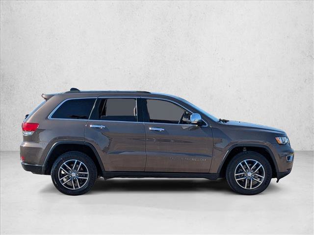 Used 2017 Jeep Grand Cherokee Limited image 4