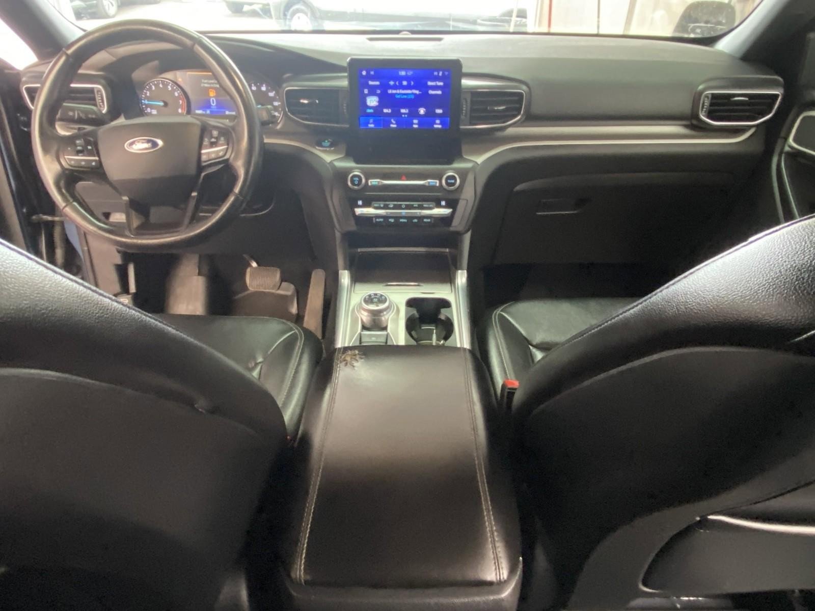 Used 2020 Ford Explorer XLT w/ Equipment Group 202A image 14