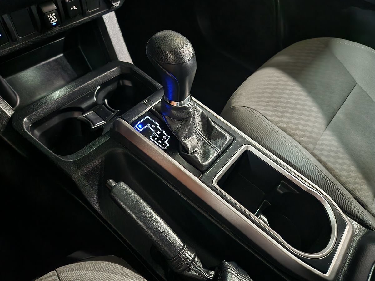Used 2022 Toyota Tacoma SR5 RWD image 35