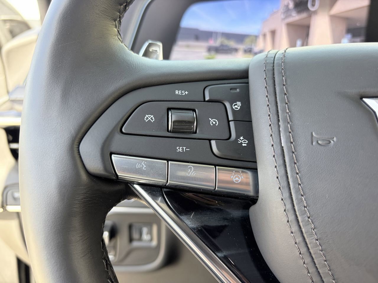 Certified 2024 Cadillac Escalade V AWD/4WD image 22