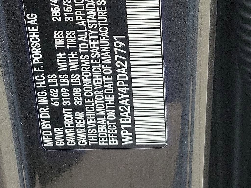 Used 2023 Porsche Cayenne Coupe image 25