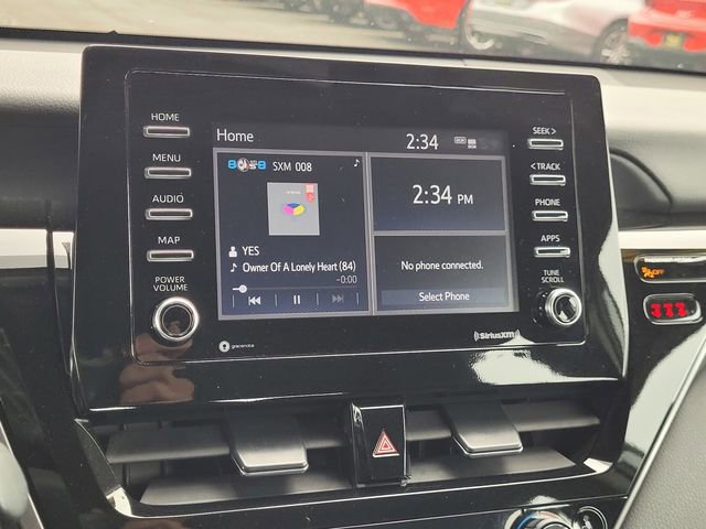 Used 2024 Toyota Camry LE image 9