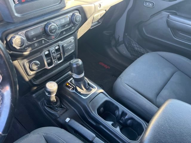 Used 2020 Jeep Gladiator Sport w/ Quick Order Package 24S AWD/4WD image 28