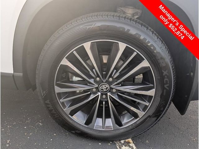 Used 2024 Toyota Grand Highlander AWD Hybrid image 27