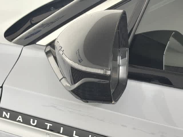 New 2026 Lincoln Nautilus Premier AWD/4WD image 29