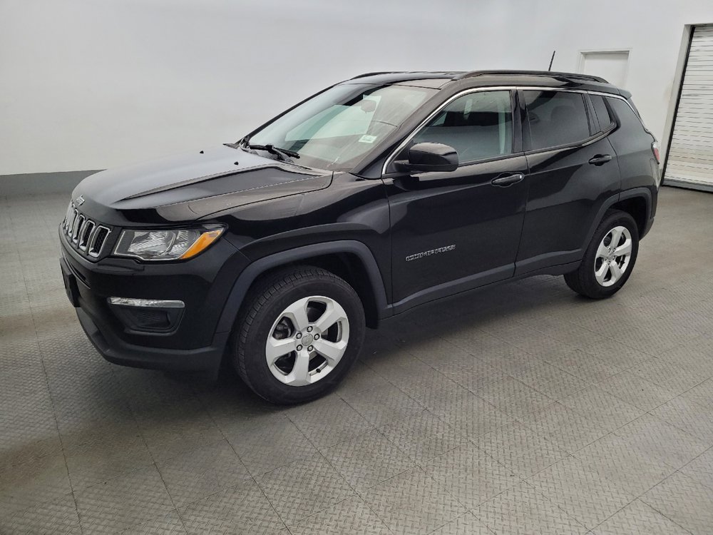Used 2018 Jeep Compass Latitude image 2