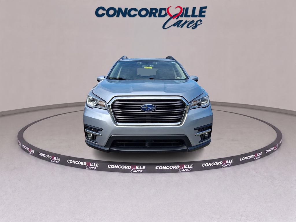 Used 2022 Subaru Ascent Limited w/ Technology Package AWD/4WD image 2