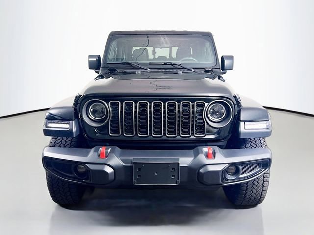 Used 2025 Jeep Gladiator Sport image 2