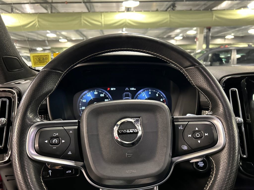 Used 2019 Volvo XC40 T5 R-Design AWD/4WD image 12