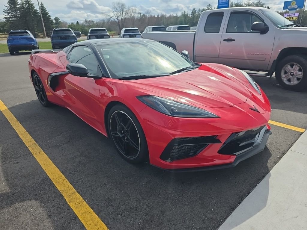 Used 2024 Chevrolet Corvette Stingray Premium Conv w/ Z51 Performance Package image 2