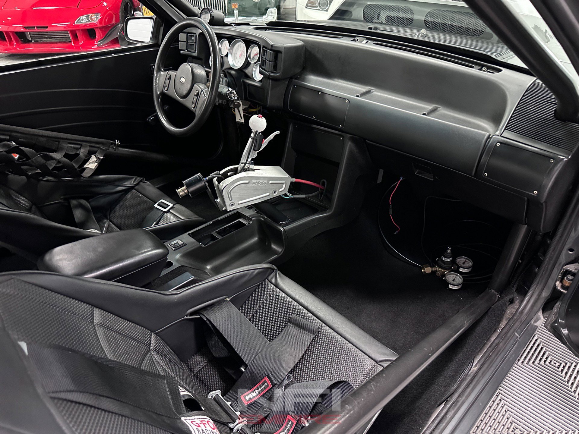 Used 1988 Ford Mustang LX image 29
