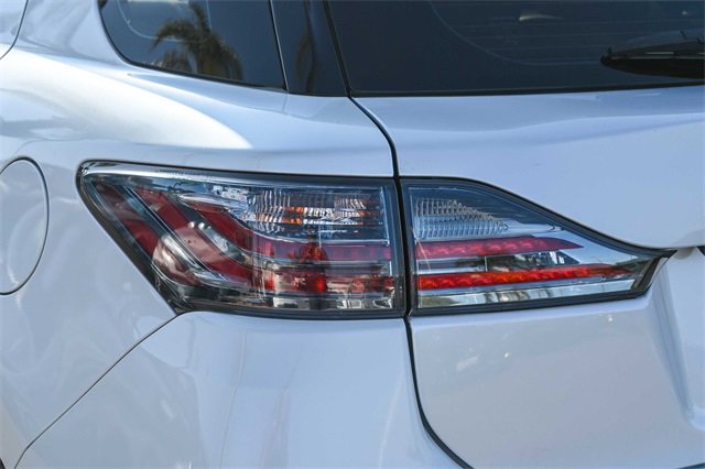 Used 2017 Lexus CT 200h w/ Navigation System Package image 8