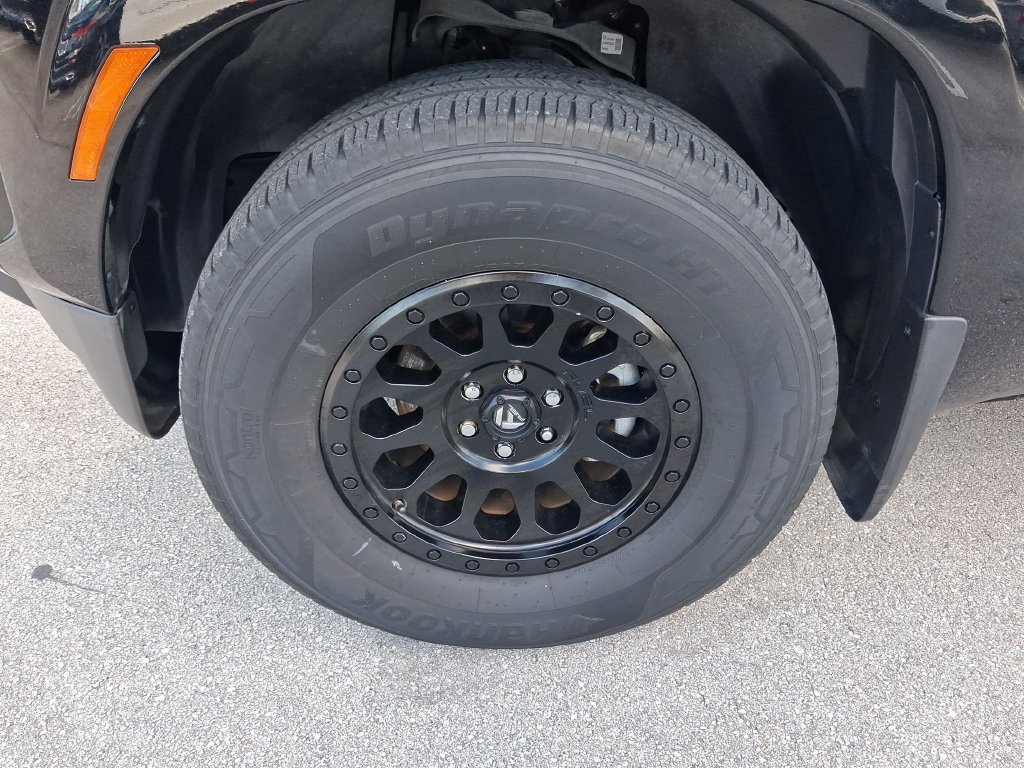 Used 2022 Nissan Frontier S w/ Technology Package RWD image 12