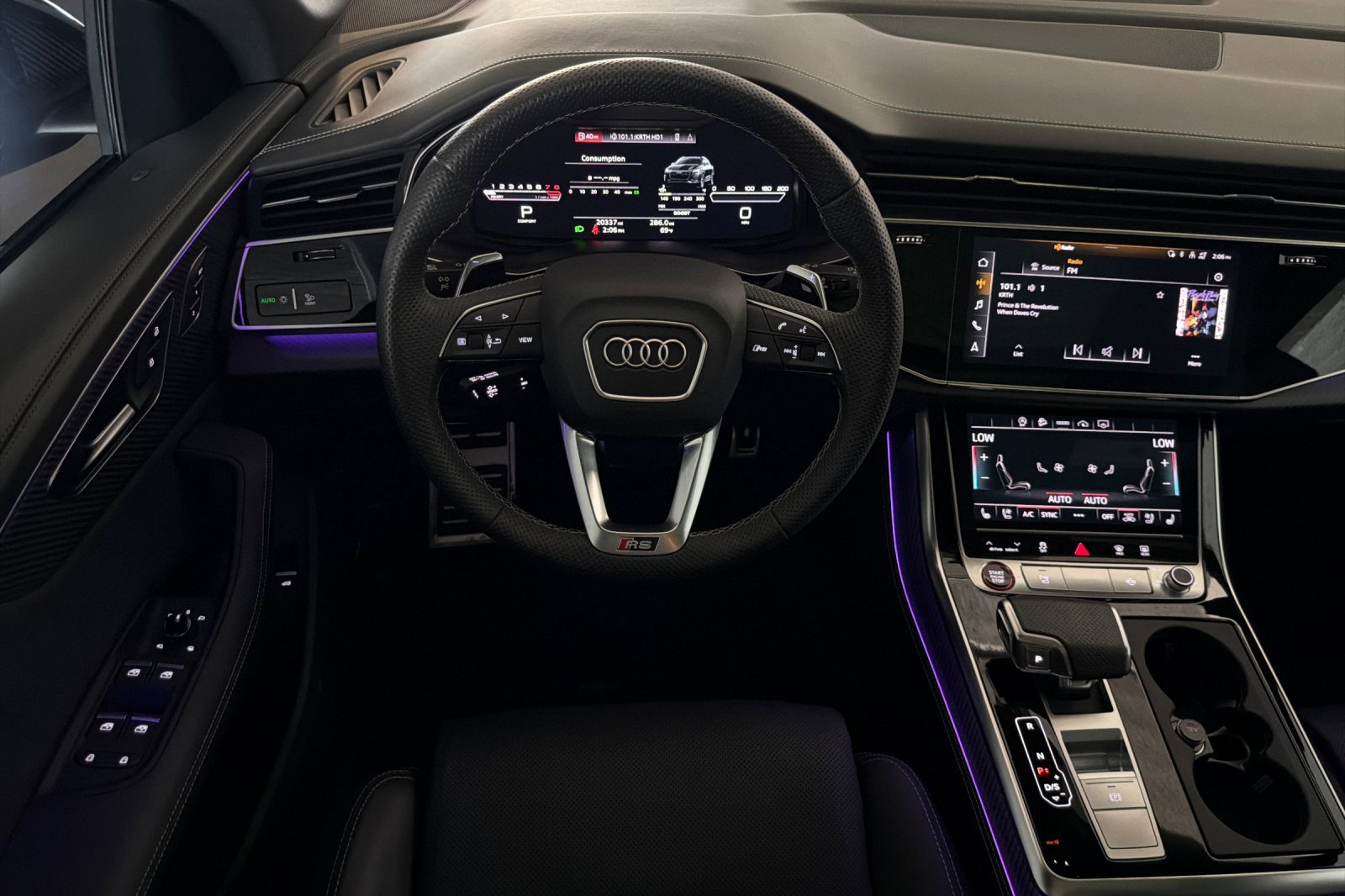 Used 2023 Audi RS Q8 AWD/4WD image 13