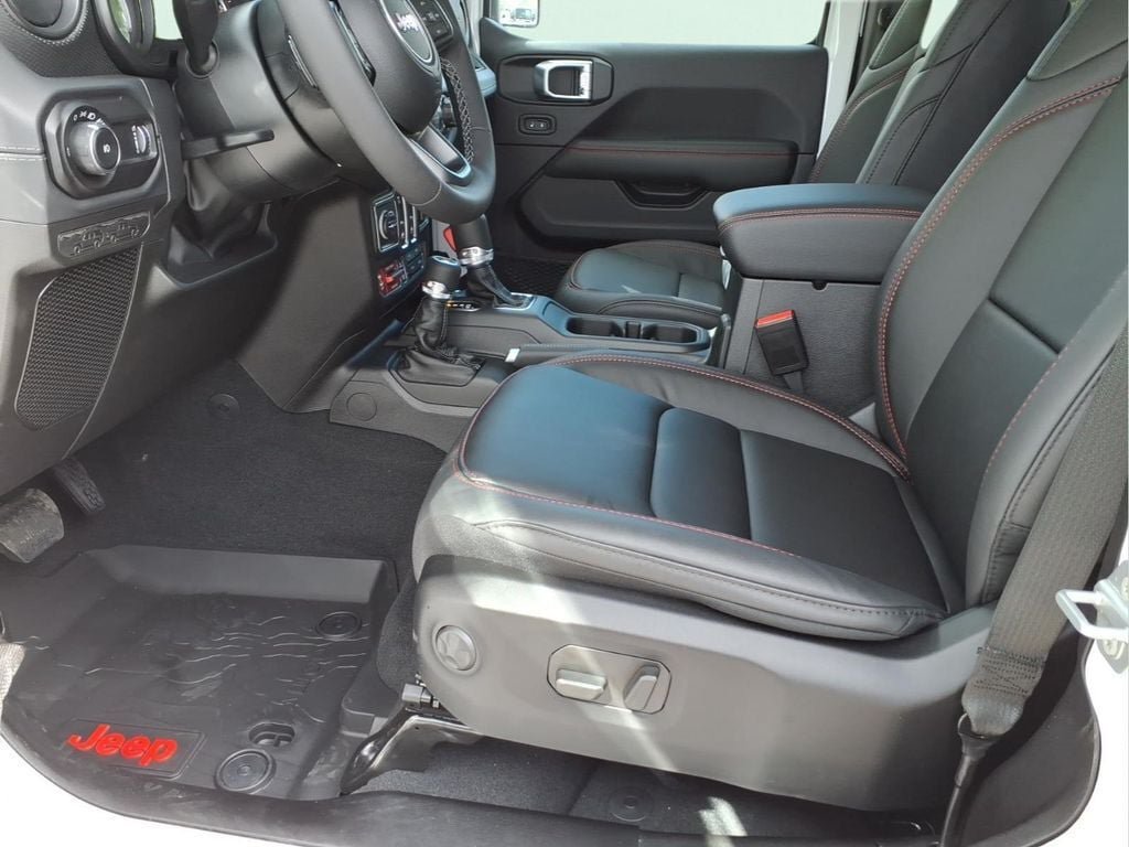 New 2026 Jeep Wrangler Rubicon AWD/4WD image 11