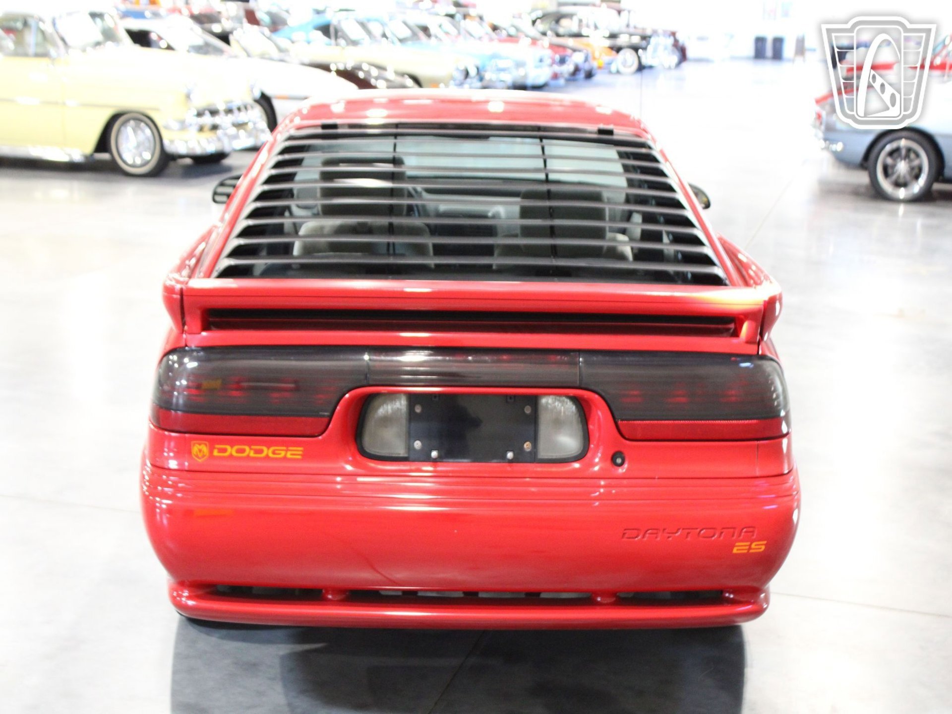 Used 1993 Dodge Daytona ES image 4