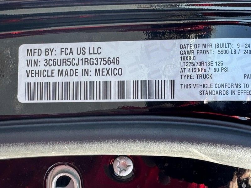 Used 2024 RAM 2500 Tradesman w/ Chrome Appearance Group image 23