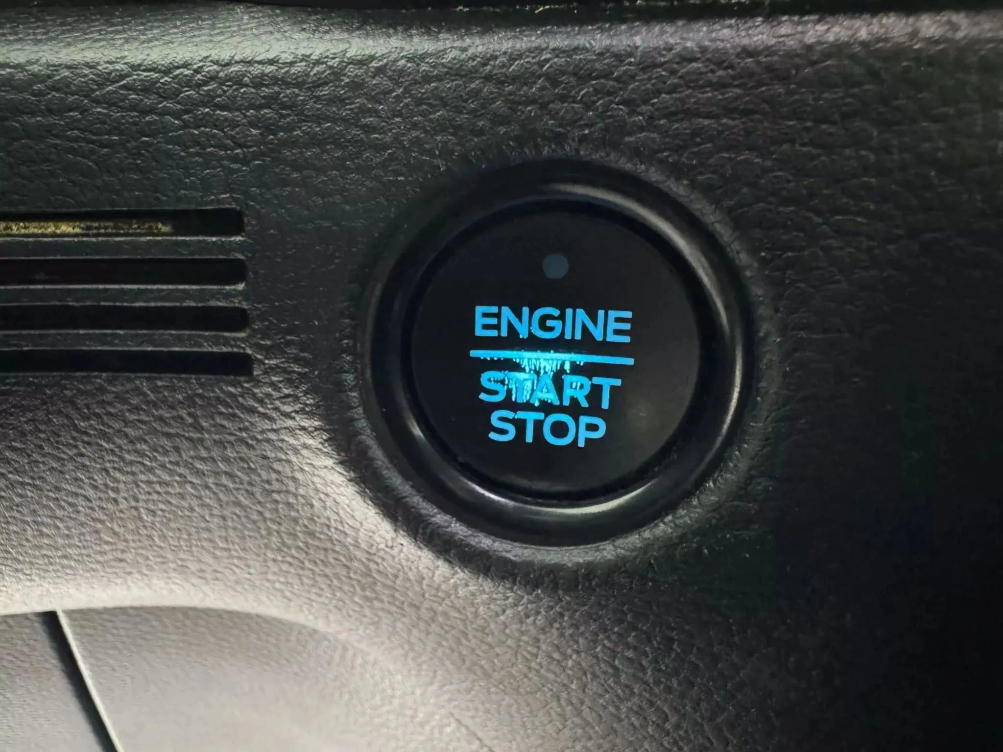 Used 2019 Ford Ranger Lariat w/ Equipment Group 501A Mid image 18