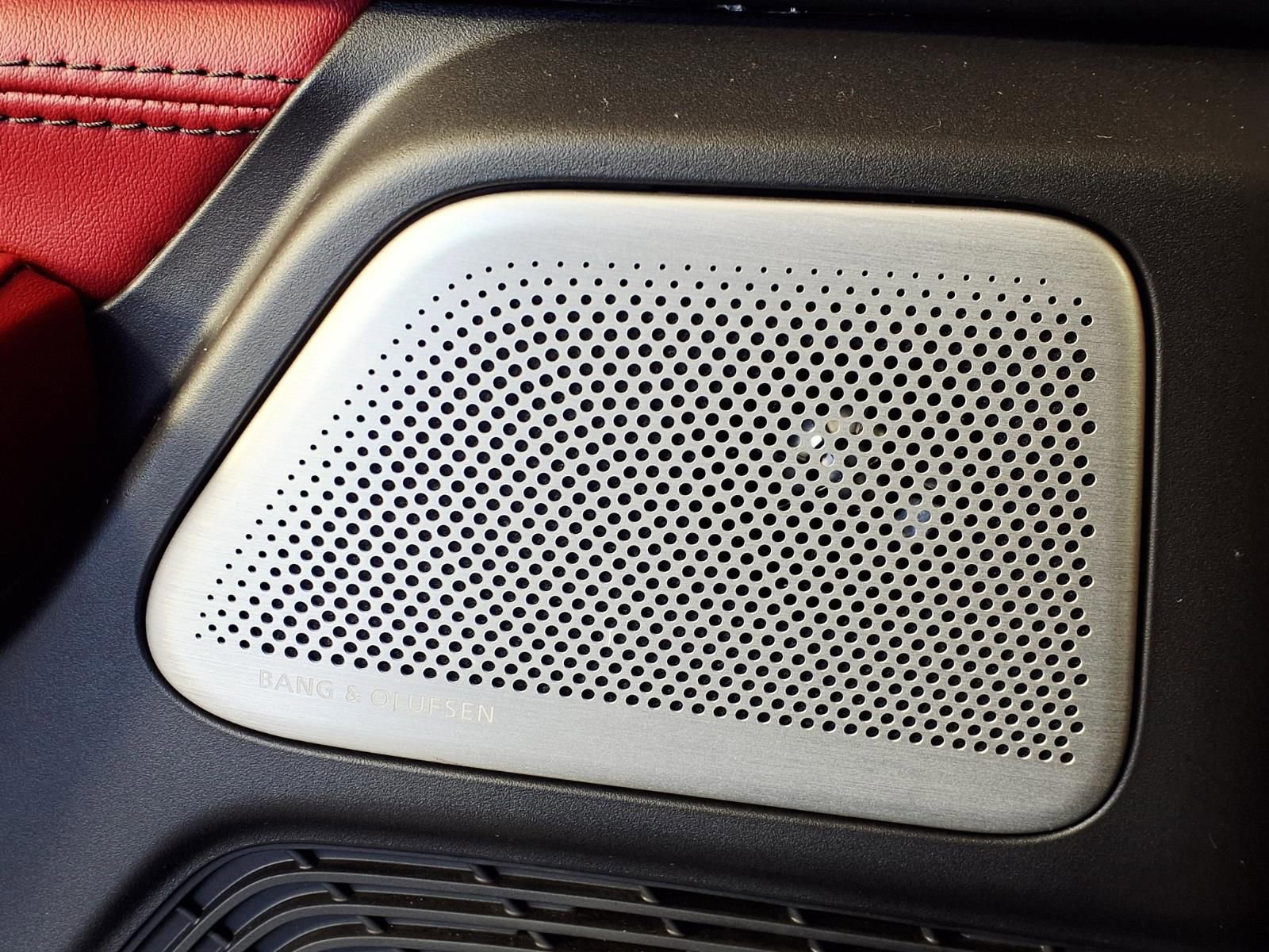 Used 2025 Acura MDX A-Spec image 10