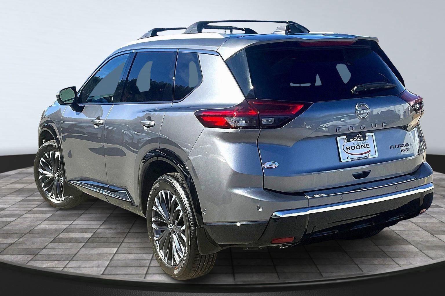 New 2026 Nissan Rogue Platinum w/ Platinum Premium Package AWD/4WD image 3